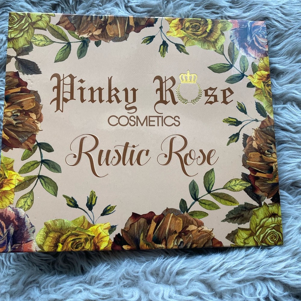 New Pinky Rose Cosmetics 30 Eyeshadow Palette